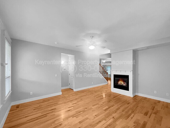 Photo - 2120 N Eagle Creek Ln