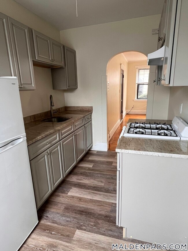 Photo - 349 Pleasant St Unidad B2-2