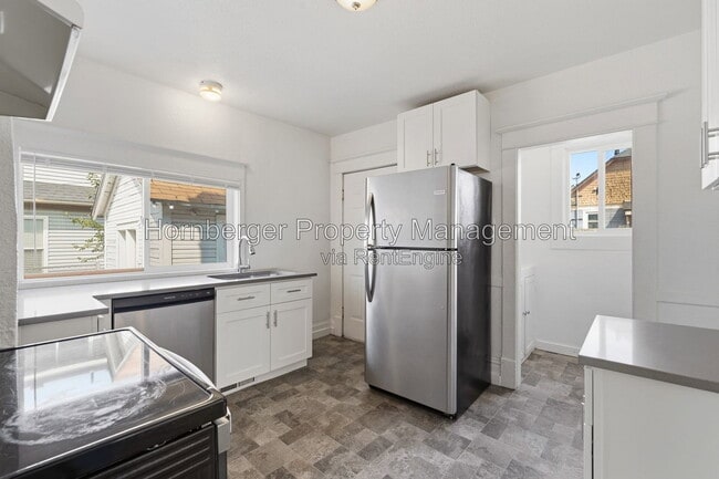 Photo - 1622 W Mission Ave