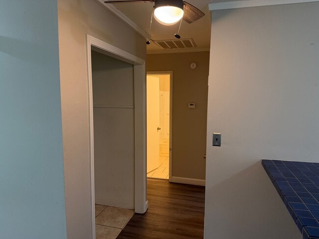 Photo - 2 Bed 1 Bath Duplex