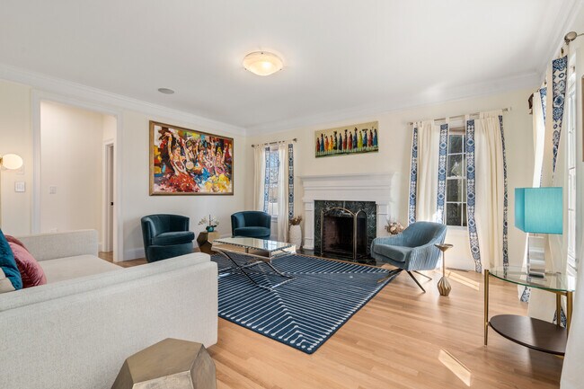 Photo - 15 Jenna Cir