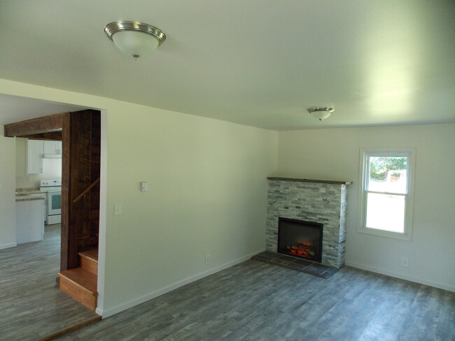 Photo - 270 Wellington Rd