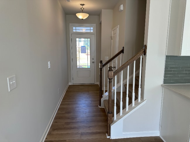 Photo - 155 Pinkie Ln