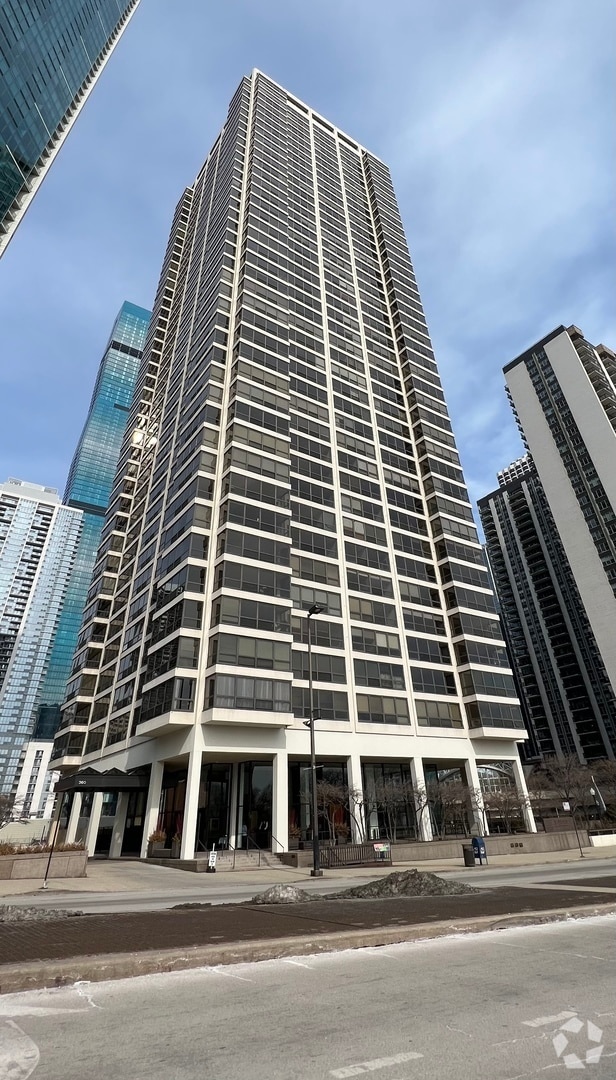 Building Photo - 360 E Randolph St Unit 2303 Rental