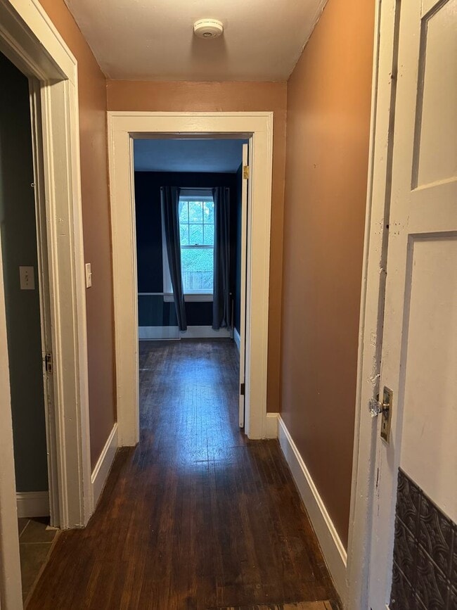 Photo - 713 S Market Ave Unit 713 S Market  B