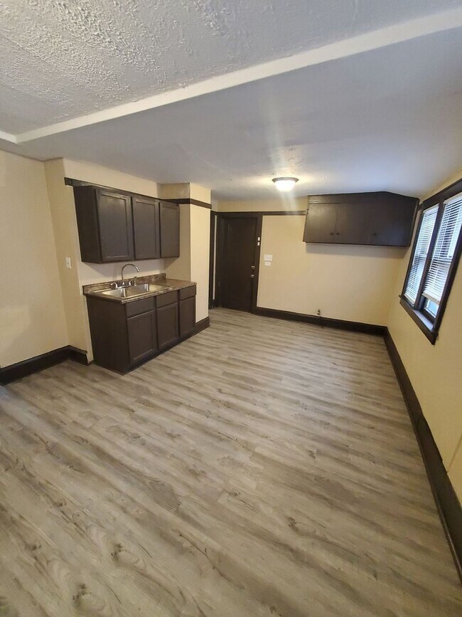 Photo - 3172 N 30th St Unit 3172A Upper