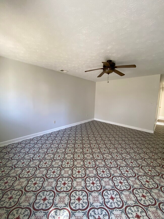 Photo - 1130 N Pershing Ave