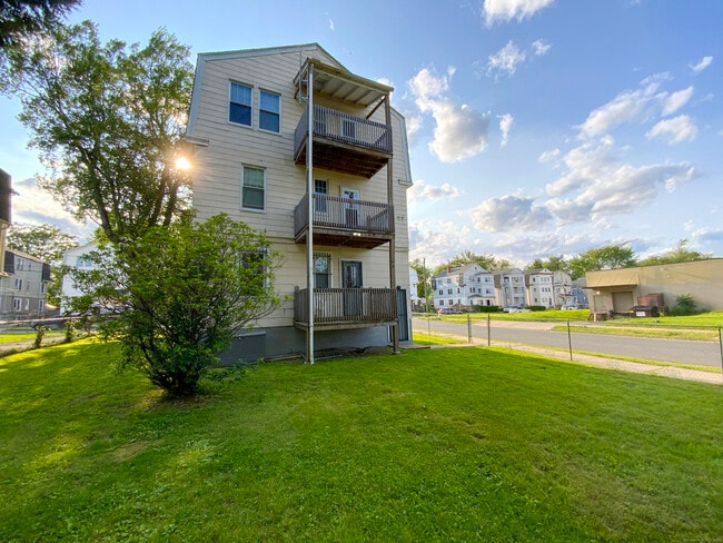 Photo - 240 Martin St Unit 1st Floor