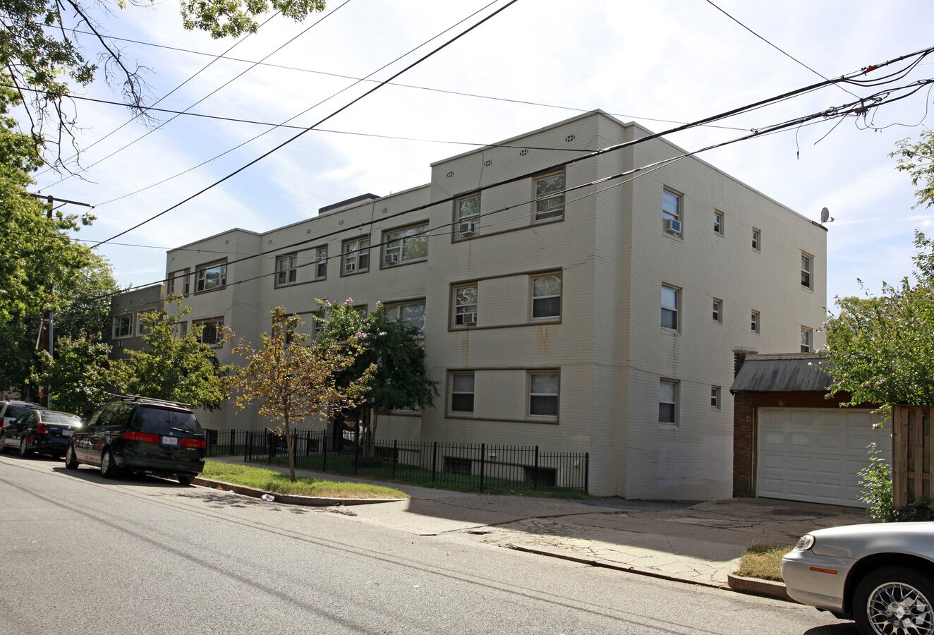 The Kingston - The Kingston Apartments