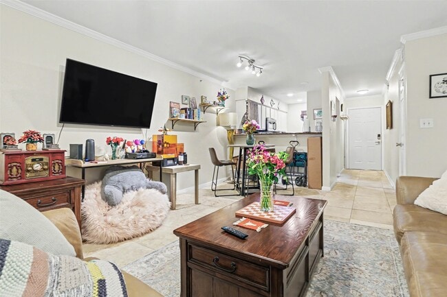 Photo - 501 W 26th St Unit 210