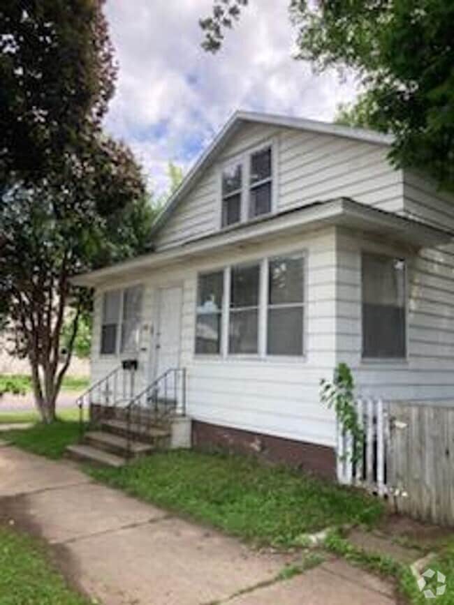 Building Photo - Single family home for rent