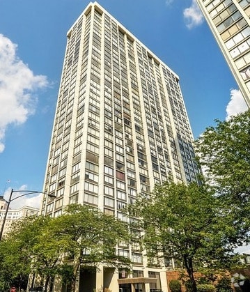 Building Photo - 5455 N Sheridan Rd Unit 2507 Rental