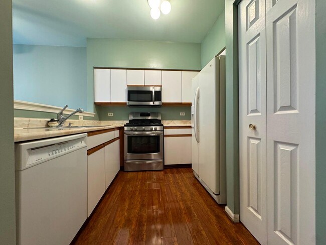 Photo - 8 Saint Regis Ct