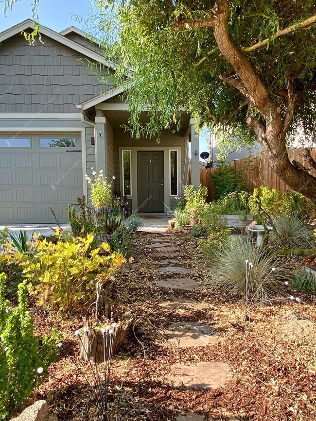 21241 SE Golden Market Ln