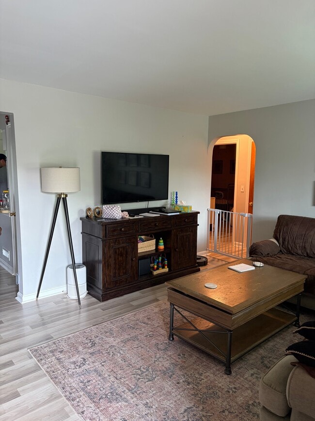 Photo - 7252 Thomas Dr