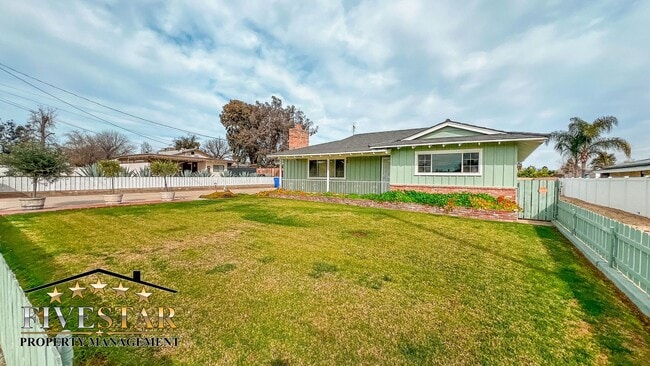Photo - 709 Park Dr