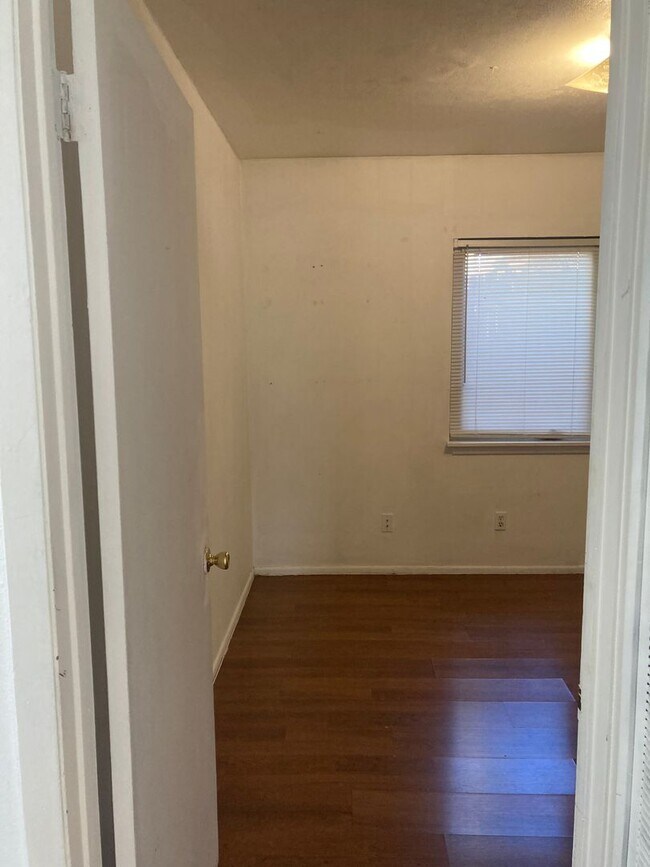 406 Griffin Condo Unit A Less than a mile from... Unit A Condo for Rent in Santa Fe, NM