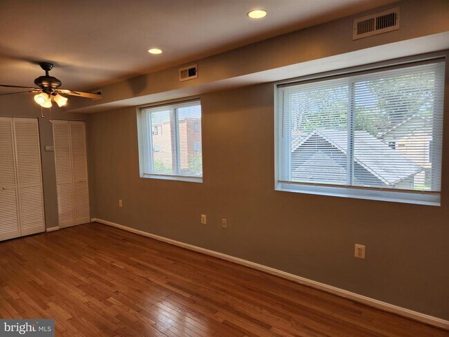 Photo - 244 60th St NE Unit 201