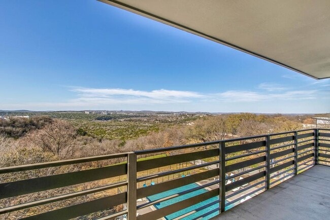 Building Photo - 3600 S Lamar Blvd Unit 405