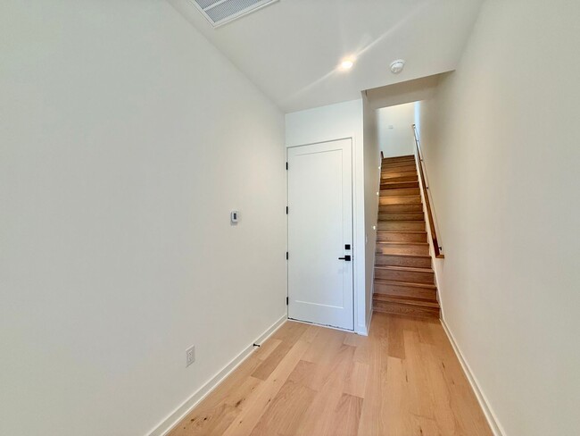 Photo - 1304 Chamblee Hl Ct