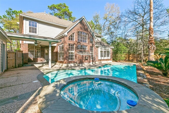 Building Photo - 3 Bough Leaf Pl