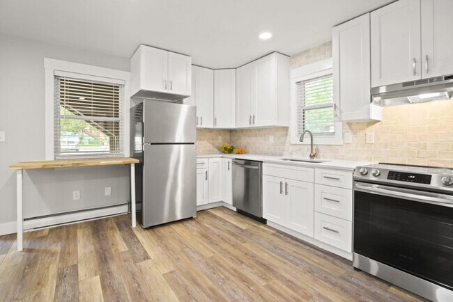 Photo - August 2026 Prelease! 1 Bedroom in North Boulder