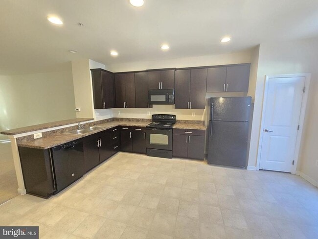 Photo - 705 S Macon St.