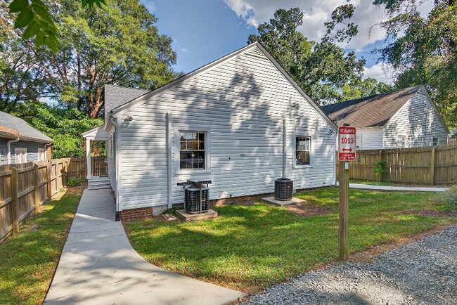 Photo - 1013 N Buchanan Blvd Unit B