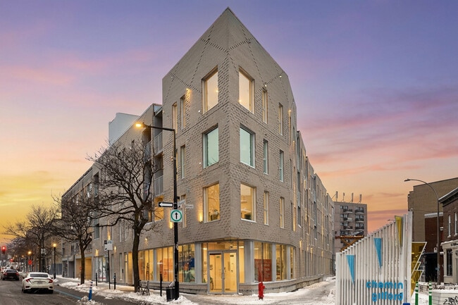 Building Photo - Galaxie Condos