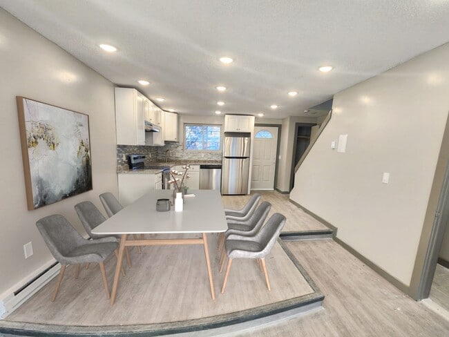 Photo - Perry Hill Apartments
