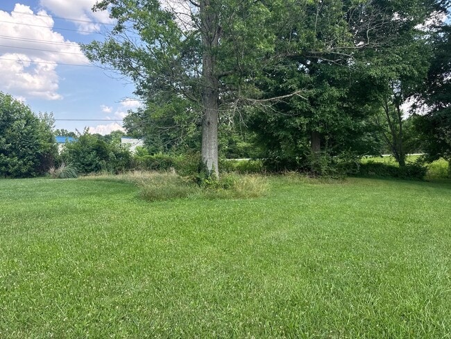 Photo - 1704 Twinbrook Dr