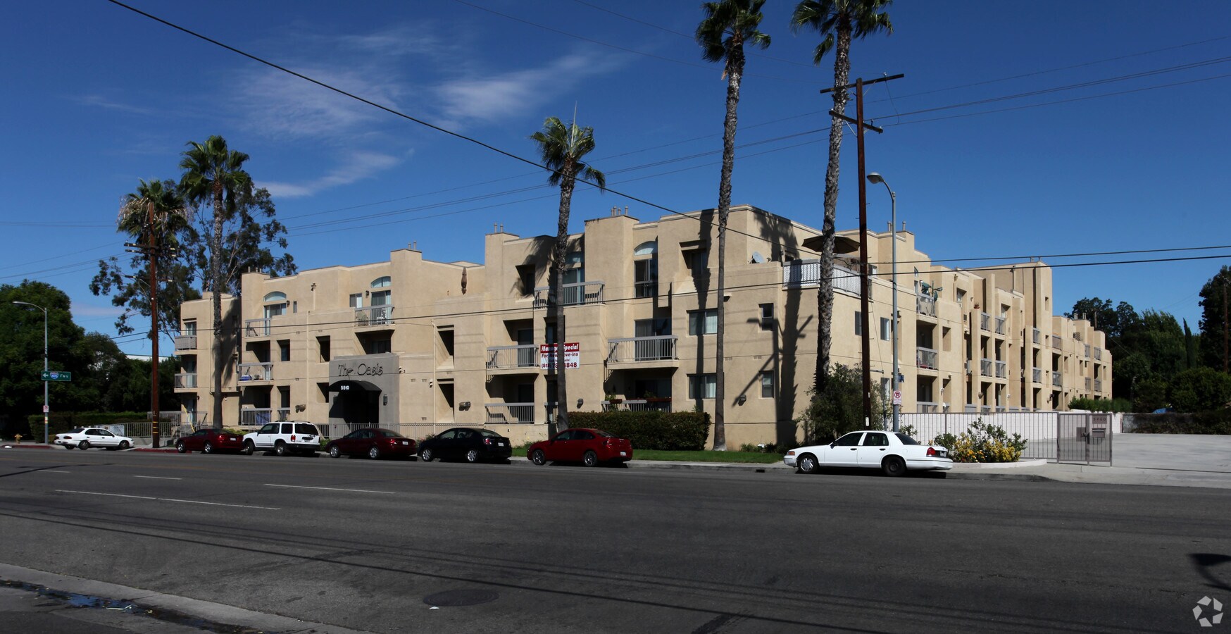 Oasis Apartments - Oasis Apartments