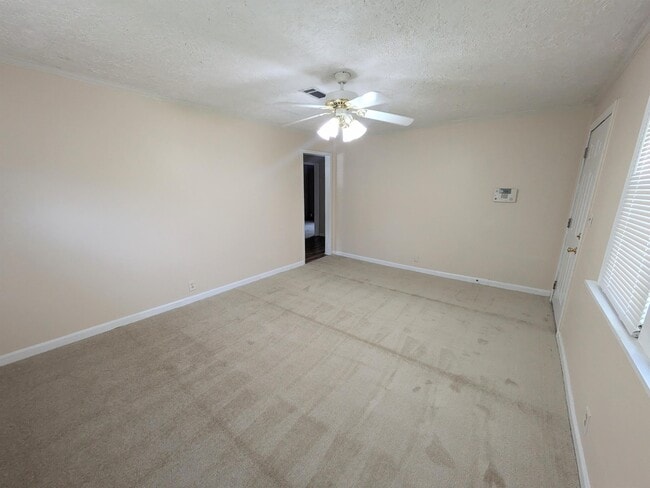 Photo - 1081 Veal St SW