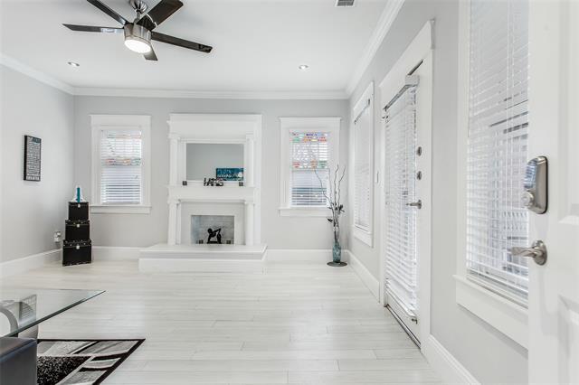 Photo - 4719 Junius St