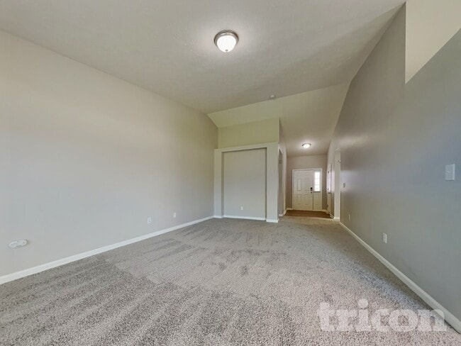 Photo - 4822 Penoyer Ln