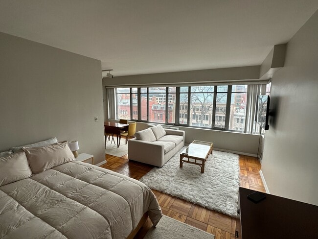 Photo - 1711 Massachusetts Ave NW Unidad 607