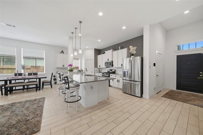 Photo - 4512 Bartagrass Dr