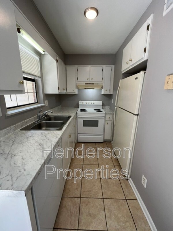 Photo - 1345 N 6th St