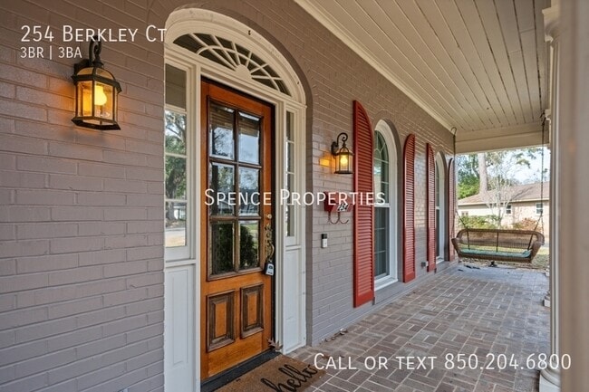 Photo - 254 Berkley Ct