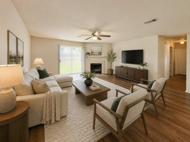 Photo - 18023 Lago Forest Dr