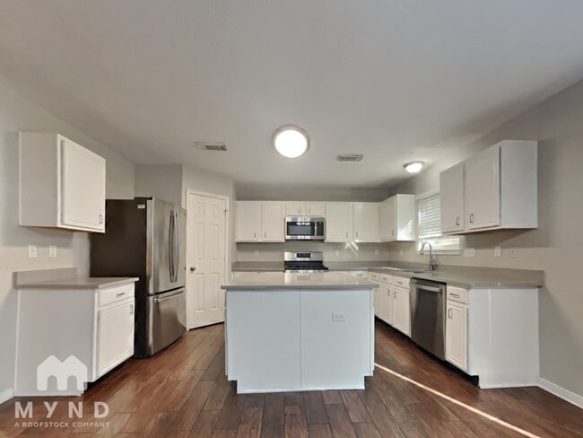 Photo - 275 Indian Falls S