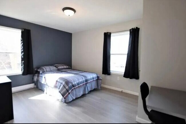 125 Elmira Rd