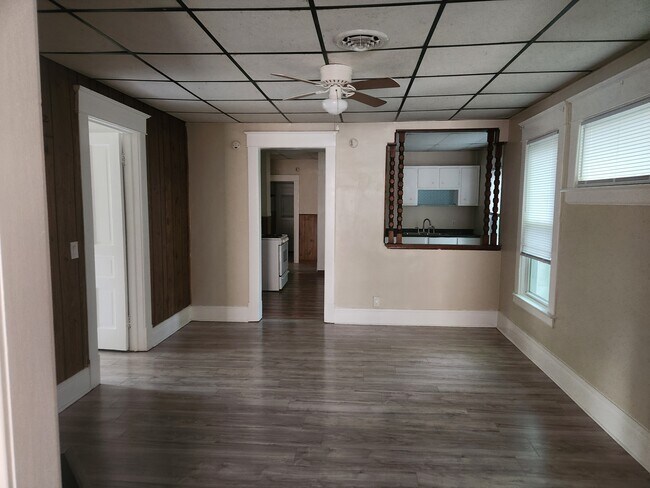 Livingroom - 1864 Seneca St