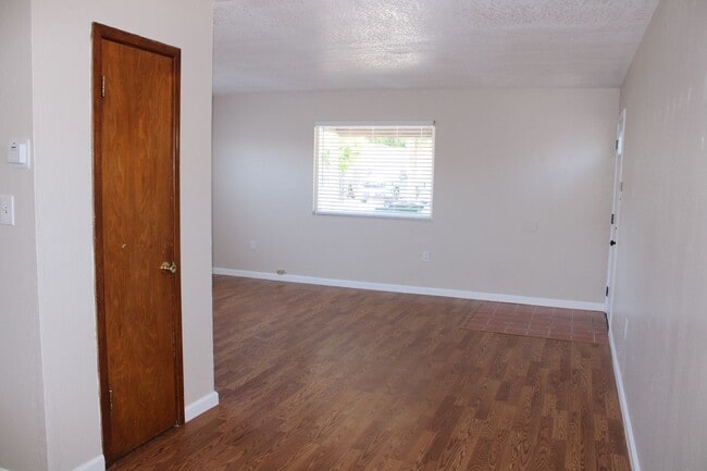 Photo - Three Bedroom, One Bathroom House in San Pablo with Laundry Room