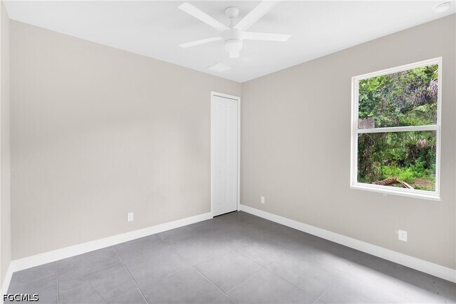 Photo - 208 Clover Ave