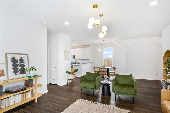 Photo - 25919 Chicory Dr
