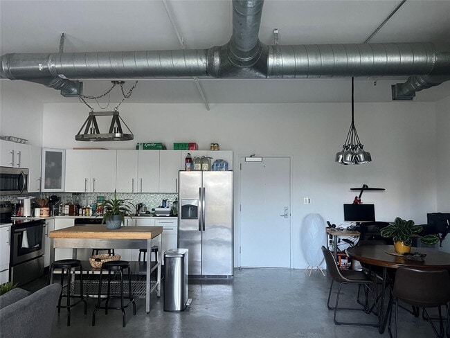 Photo - 444 N E St Unit 606