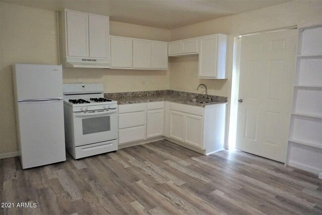 Photo - 216 N Canyon Dr Unit 3