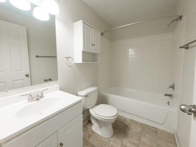 Photo - Madison Apartments