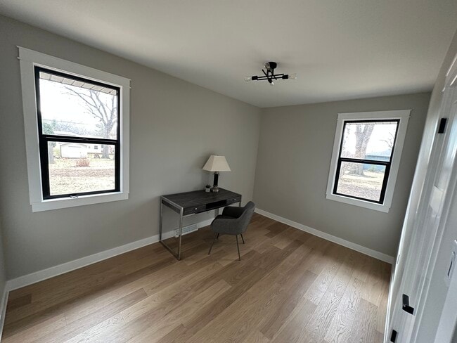 Photo - 9175 Kardel Dr